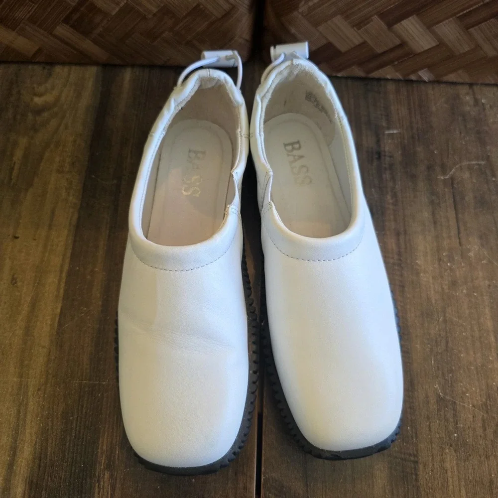 Bass Shoes Women's Size 5.5M White Leather Leila Slip On‎ Comfort Loafer Casual